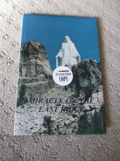 Miracle on the East Ridge Pat Kearney SIGNED HC DJ 1990 Our Lady of the Rockies