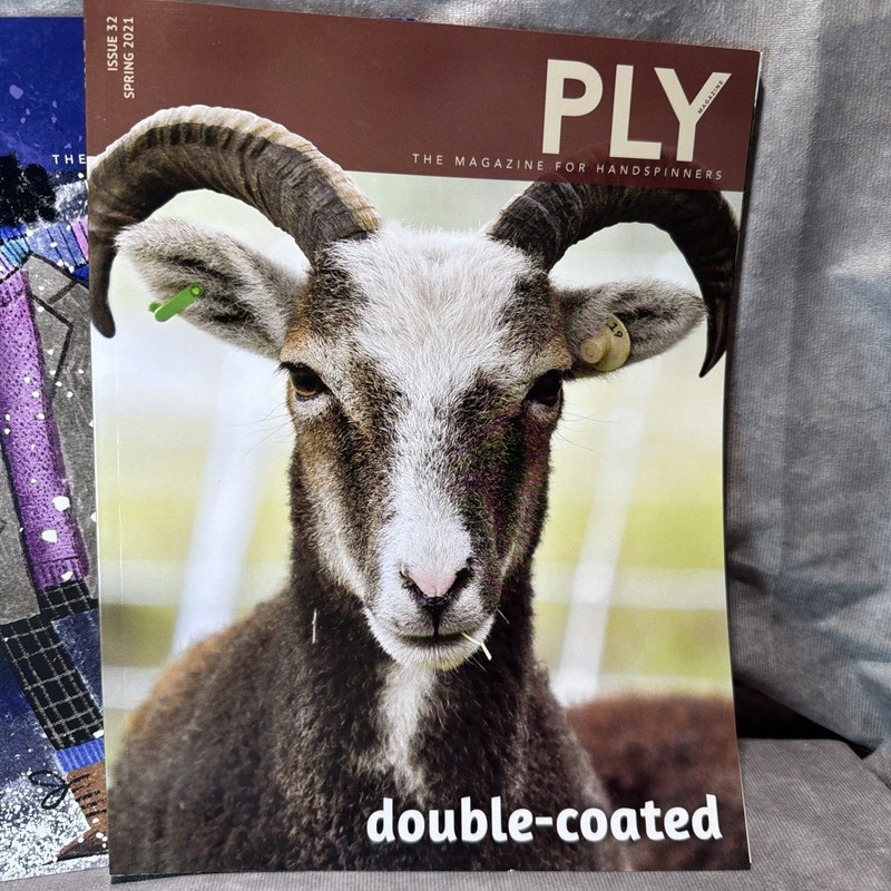 LOT x 5 PLY Magazine For Handspinners Issues 28, 31, 32, 35, 41 2020 - 2023 gallery