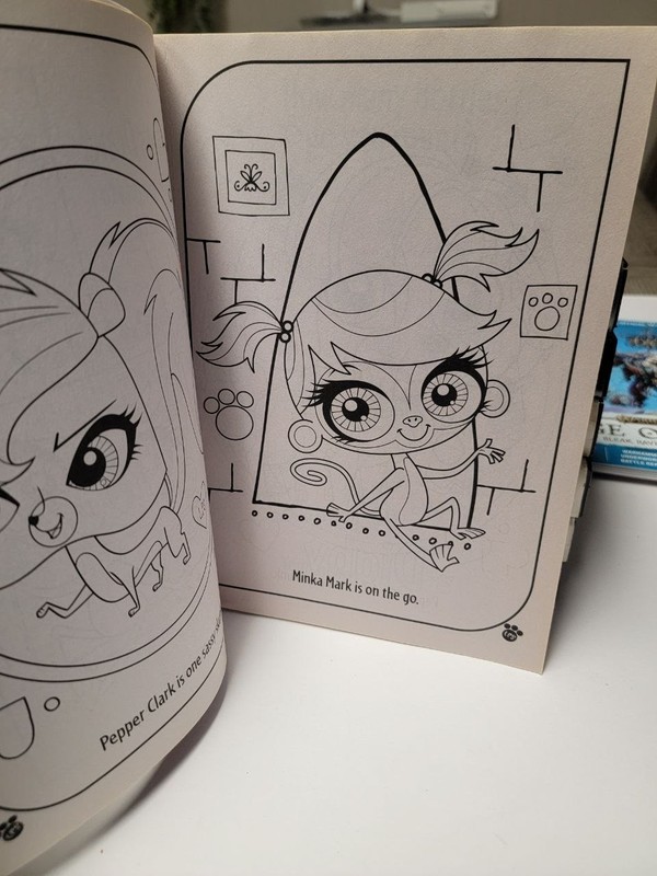 2015 Littlest Pet Shop Styles Coloring Activity Book Stickers 288 Pages UNUSED gallery