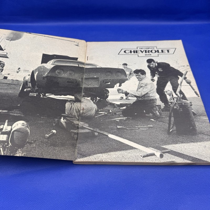 The Complete Chevrolet Book No. 2. 1972 Petersen Publishing 192 Pages Vintage gallery