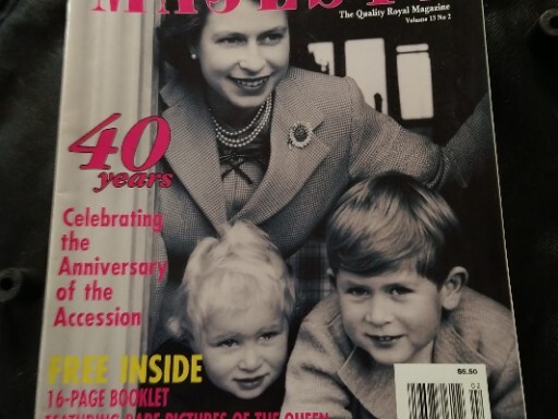 Majesty Magazine V13 #2 Plus 16 Page Booklet Of Queen Photos, Anne in Middle Eas