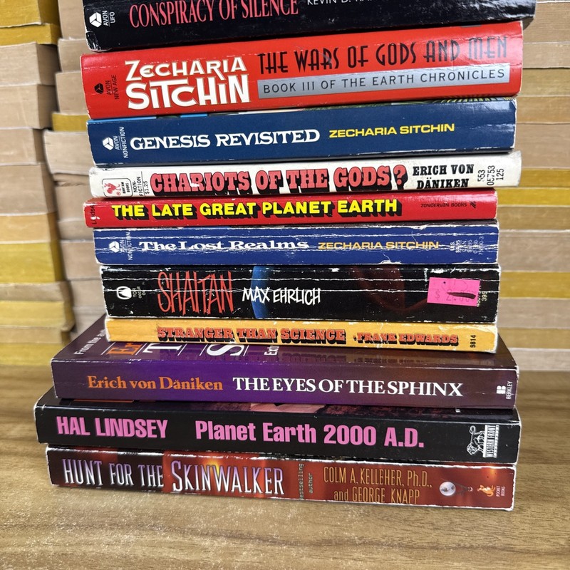 Lot Of 14 Ufo Conspiracy Books Zecharia Sitchin Erich Von Daniken Hal Lindsey pb gallery