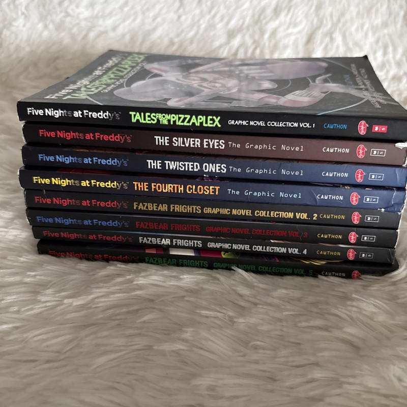 Five Nights at Freddy’s Graphic Novel Collection Lot of 8 FNAF Books