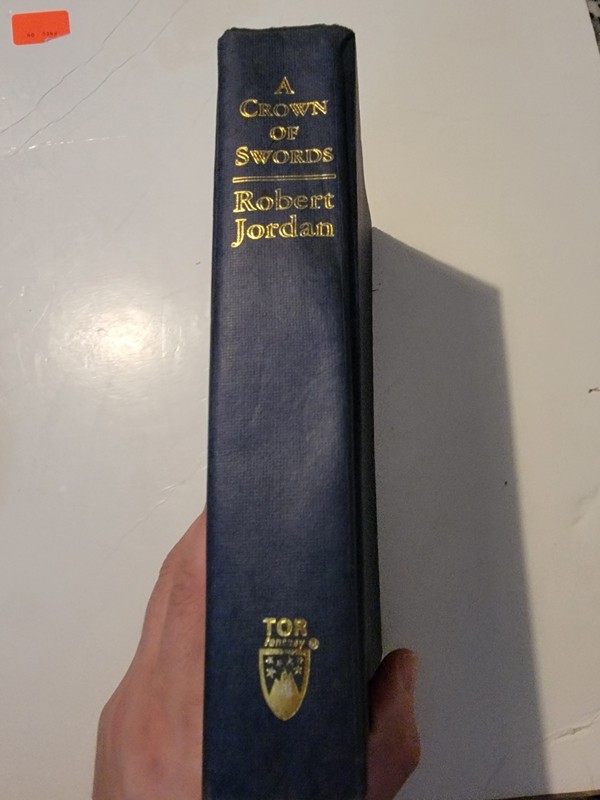 A CROWN OF SWORDS Robert Jordan The Wheel of Time Book 7 FIRST EDITION HC 1996