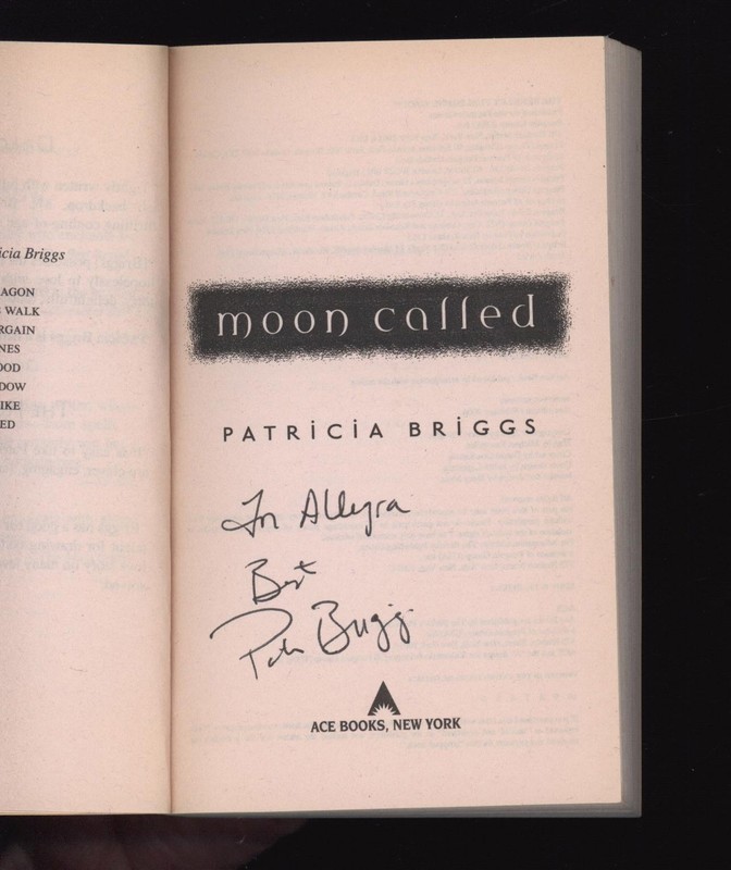 Briggs, Patricia: Moon Called ** Signed ** PBO 1st/4th gallery