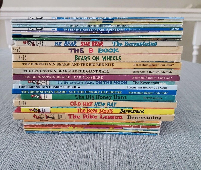 Lot 28 BERENSTAIN BEARS Picture Books 13 HARDCOVER