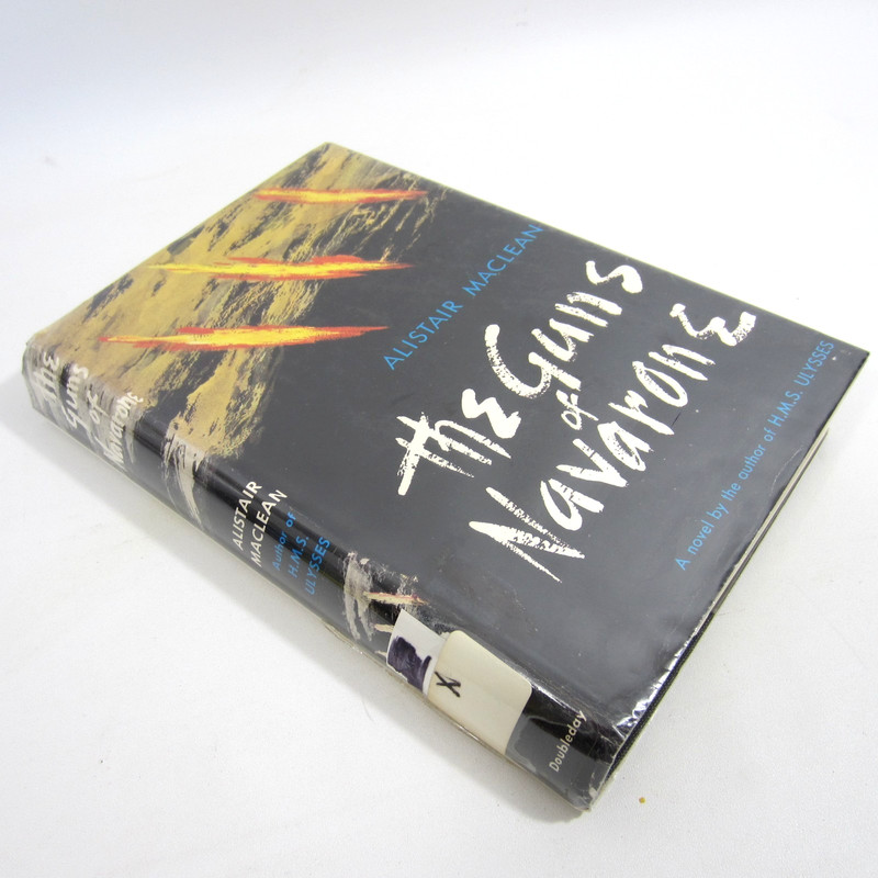 Alistair MacLean THE GUNS OF NAVARONE 1957 Doubleday Early Printing HCDJ Ex-Lib gallery