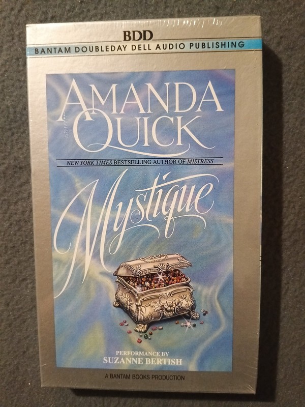 Amanda Quick Mystique Audiobook 2 Cassettes Bantam Doubleday Dell 1995 Romance