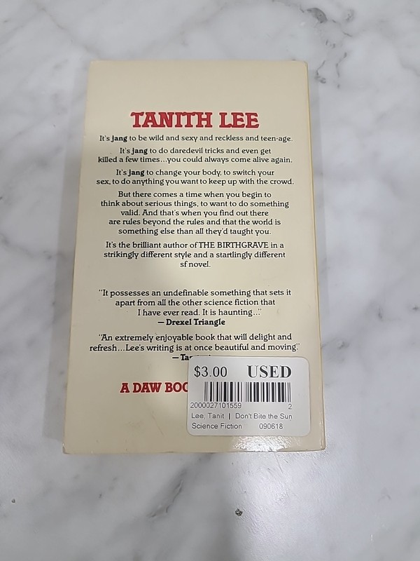 DON'T BITE THE SUN BY TANITH LEE 1976 DAW No. UE1486 VG FIRST PRINTING PB RARE gallery
