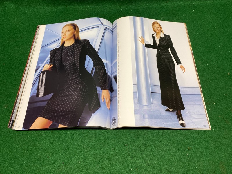 Escada Fashion Collection Magazine. Autumn/Winter 1991. Edition 41. gallery