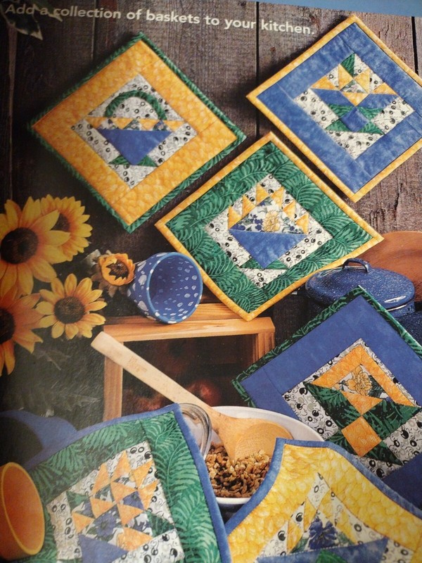 2292 100 Quick-to-Quilt Pot Holders by Jeanne Stauffer (2004, Trade Paperback) gallery