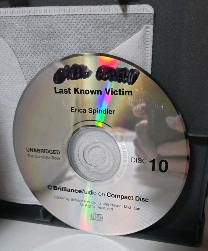 Last Known Victim Erica Spindler 2016, CD Abridged Audio Book Library Purchased gallery