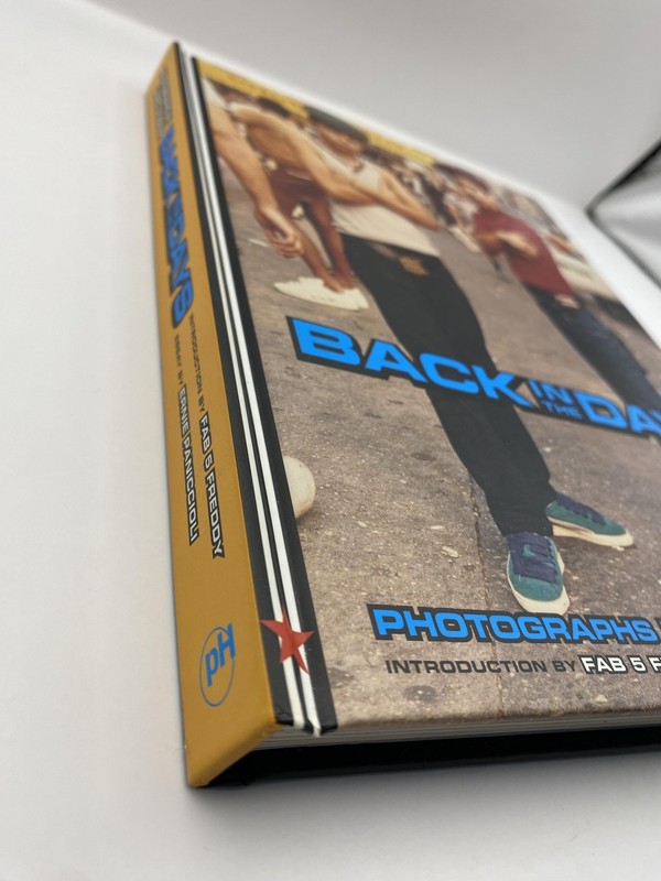 Back In The Days Jamel Shabazz PowerHouse Hip Hop Photo Book HC 2001 Illustrated gallery