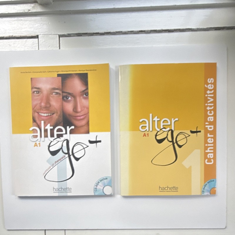 Hachette Alter Ego + A1 Beginner French Course & Activity Book Set CD-ROM
