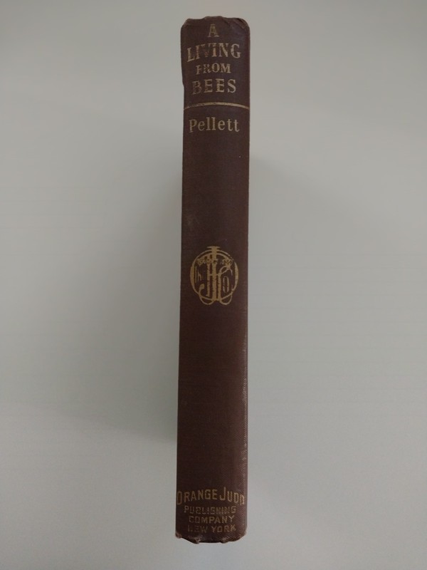 A Living from Bees by Pellett, Frank C. 1948 HCDJ ORANGE JUDD PUBLISHING COMPANY gallery