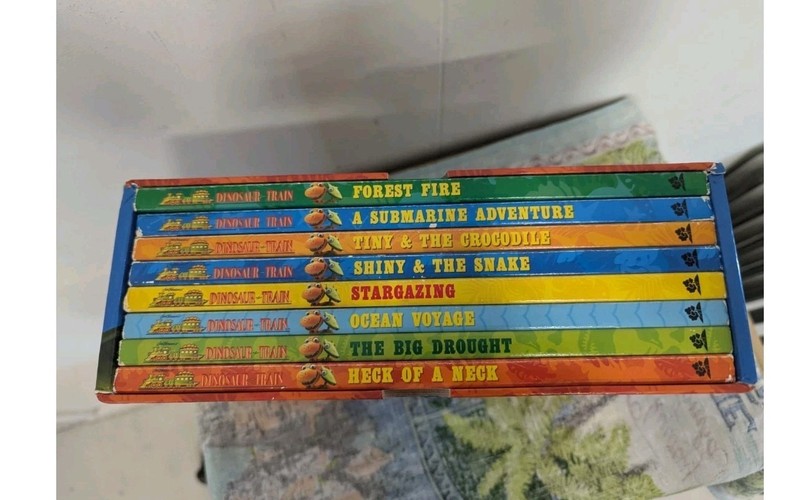 Dinosaur Train Board Discovery Books Full Set Jim Henson Hardcover Slipcase gallery