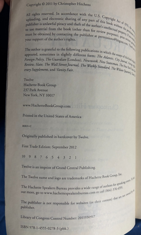 Arguably: Essays by Christopher Hitchens / 2011 PB / 750 pages gallery