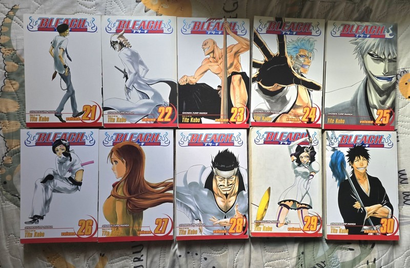 Lot of 42 Bleach Manga Tite Kubo English Vol 1-42 Paperback *READ DESC* gallery