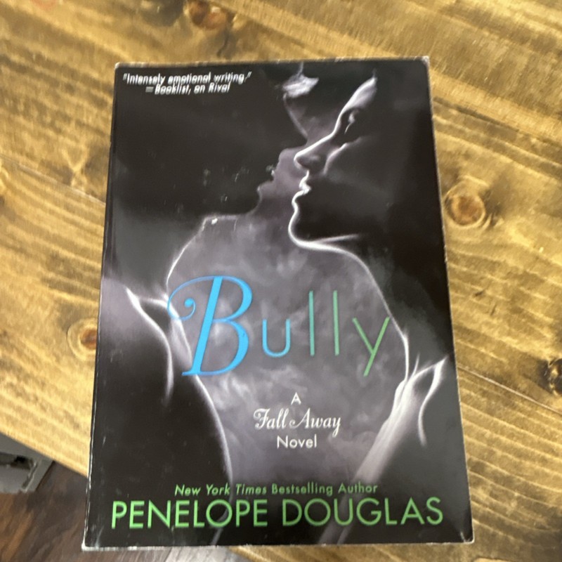 Bully by Penelope Douglas Paperback Romance Fall Away Series Penguin English
