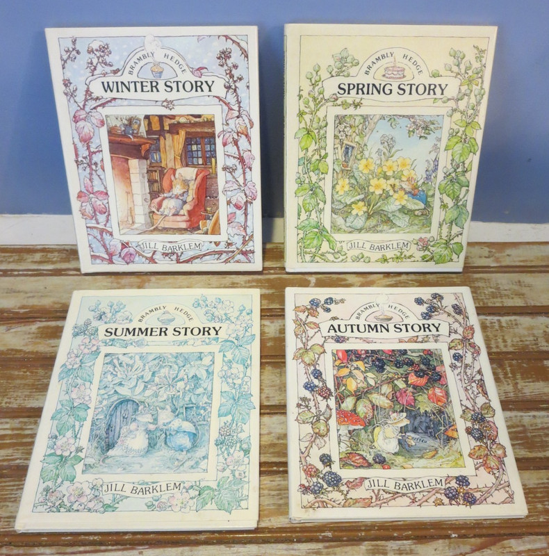Set/4 Brambly Hedge Seasons Books: Summer Autumn Winter Spring Jill Barklem 1980