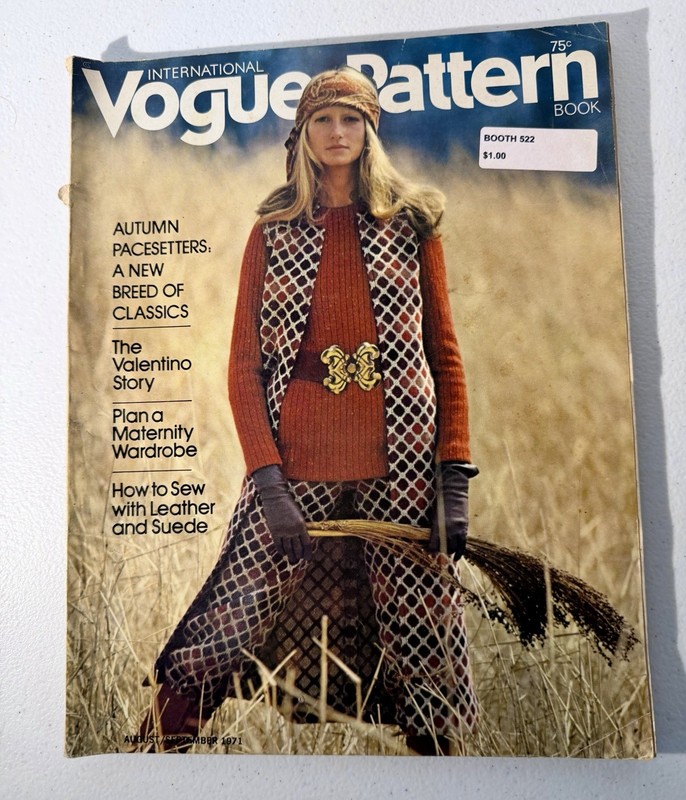 Vintage 1971 International Vogue Pattern Book Magazine Womens Couture Fashion