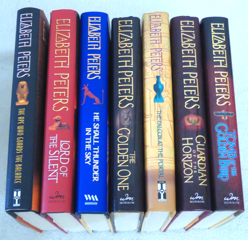 Elizabeth Peters «Amelia Peabody» Lot of 7 HC DJ 1st Edition YA A