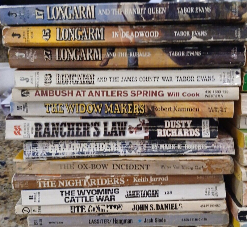 25 Vintage Adult Westerns Mixed Titles / Authors Paperback Tabor Gray Gruber #S5 gallery