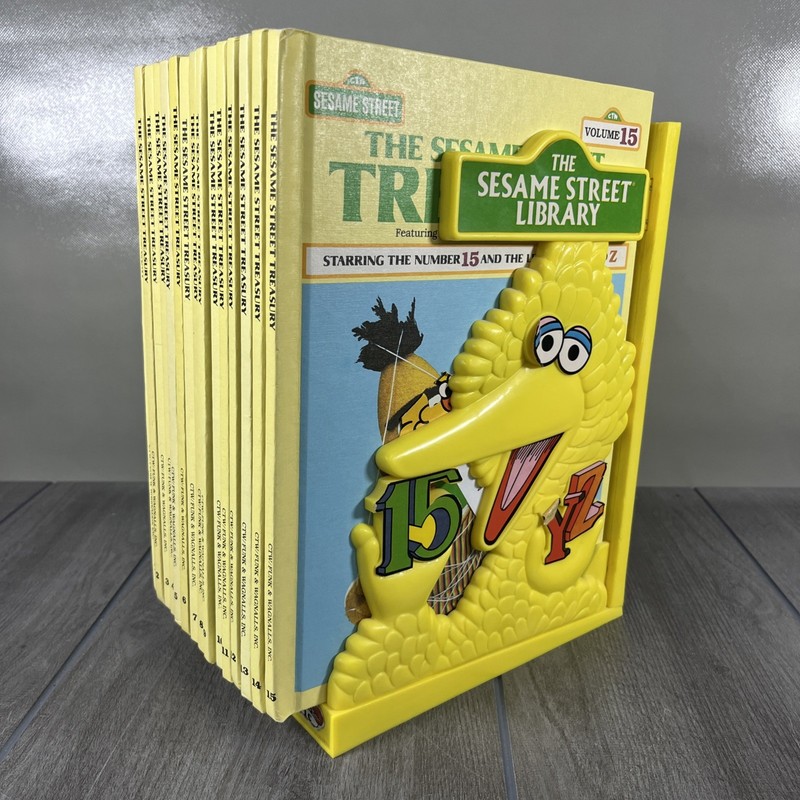 Vintage 1983 The Sesame Street Treasury Complete Set Volumes 1 to 15 With Stand
