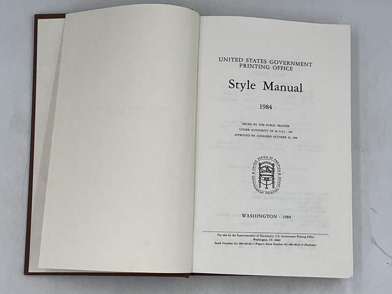 Style Manual United States Government Printing Office 1984 Hardcover gallery