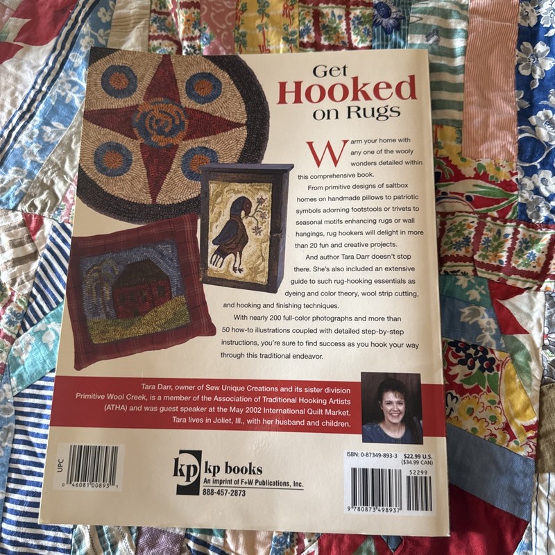 Wool Rug Hooking - Tara Darr, 9780873498937, paperback, new pattern included gallery
