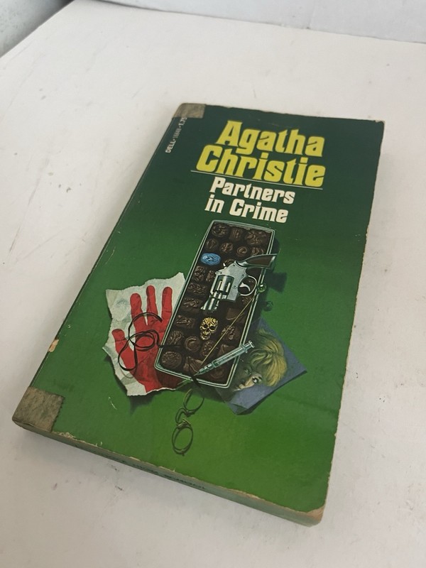 Lot of 8 Vintage Agatha Christie Paperbacks Mixed Titles & Years gallery