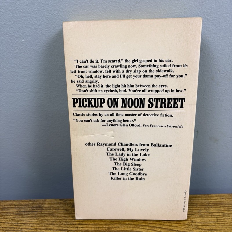Pickup On Noon Steet Raymond Chandler 1971 Paperback Tom Adams 1st Ballantine gallery