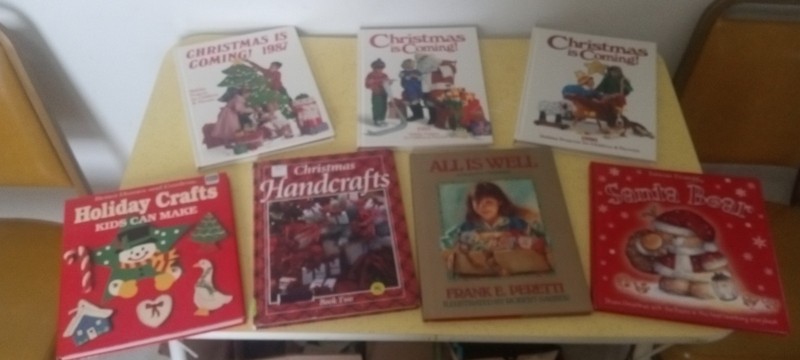 Books CHRISTMAS IS COMING 1990 1988 1987 + Children Crafts, Stories HC LOT of 7