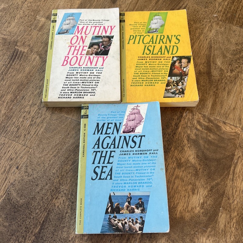RARE POCKET BOOK SET – MUTINY ON BOUNTY / PITCAIRN’S ISLAND / MEN AGAINST SEA