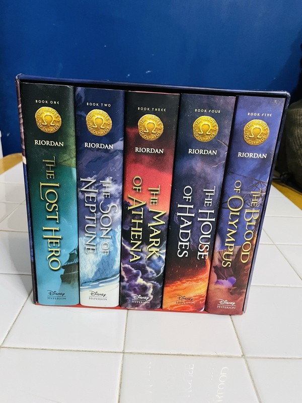 The Heroes of Olympus Rick Riordan Complete Book Set 1-5 Hardcover Box Set
