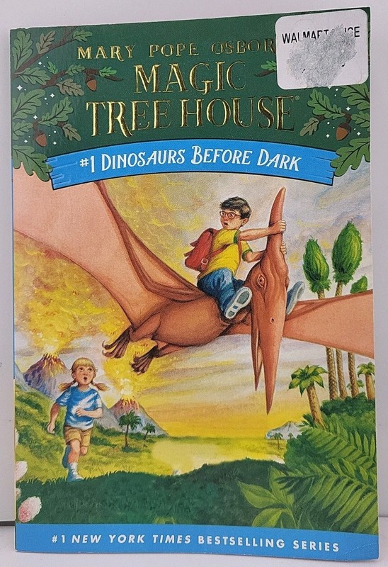 Dinosaurs Before Dark by Mary Pope Osborne (1992, Digest Paperback)