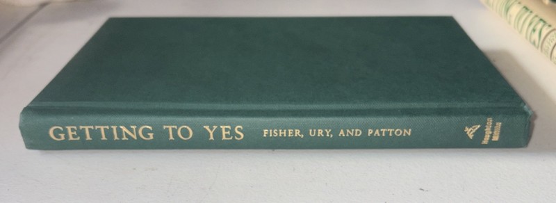 Roger Fisher, William Ury, Bruce Patton - Getting to Yes Negotiating 2nd Ed. HC gallery