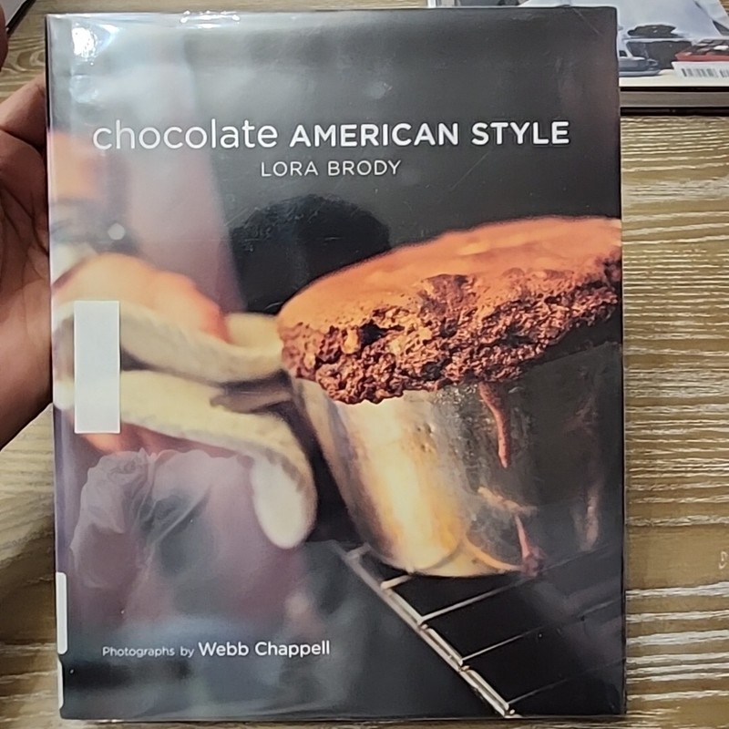 Three (3) Large Book On Chocolate, Jaques Torres, Lora Brody, Lisa Yockelson gallery