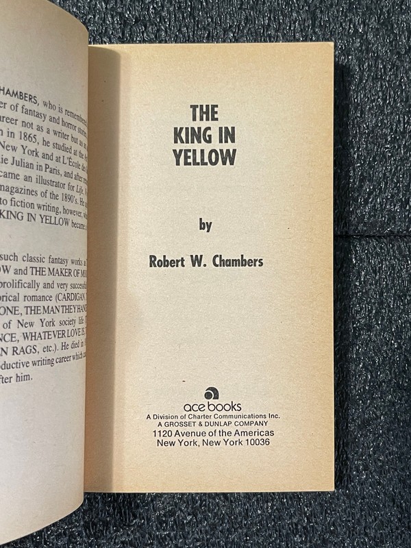 HORROR Robert W Chambers King In Yellow 1977 1st VTG PB Weird FictIon CTHULHU gallery