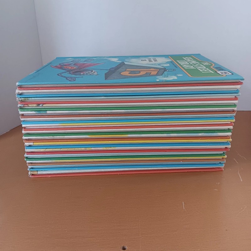 Complete Set THE SESAME STREET LIBRARY 1-15 1981 ABCs 123s w/Stand HC Kids Books gallery