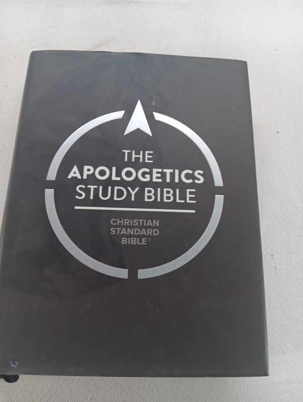 The Apologetics Study Bible by Holman Bible Editorial Staff New