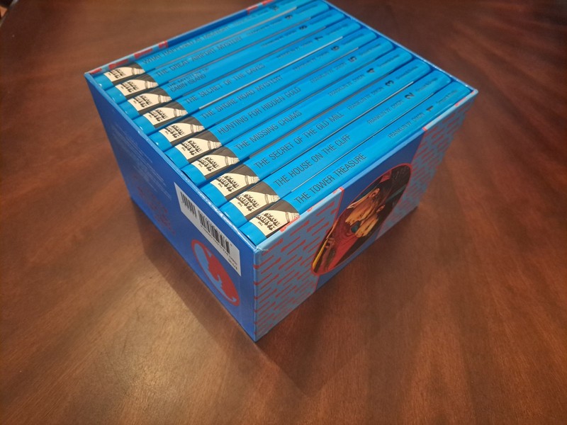 Hardy Boys Books 1-10 The Hardy Boys Mystery Collection Box Set