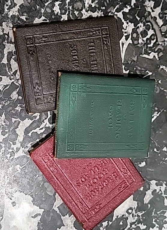 125 Antique Little Leather Library 1920s Books Great Set No Duplicates Nice!!!