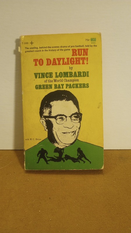 1968 «Run to Daylight» by Vince Lombardi-Tempo Books Edition First Printing NICE