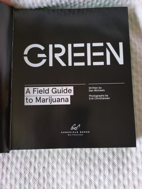 Green by Dan Michaels - A Field Guide To Marijuana Hardback - NICE gallery