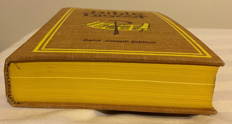 Bible Digest - St. Joseph Edition, 1981 New American Bible, Catholic Publishing gallery