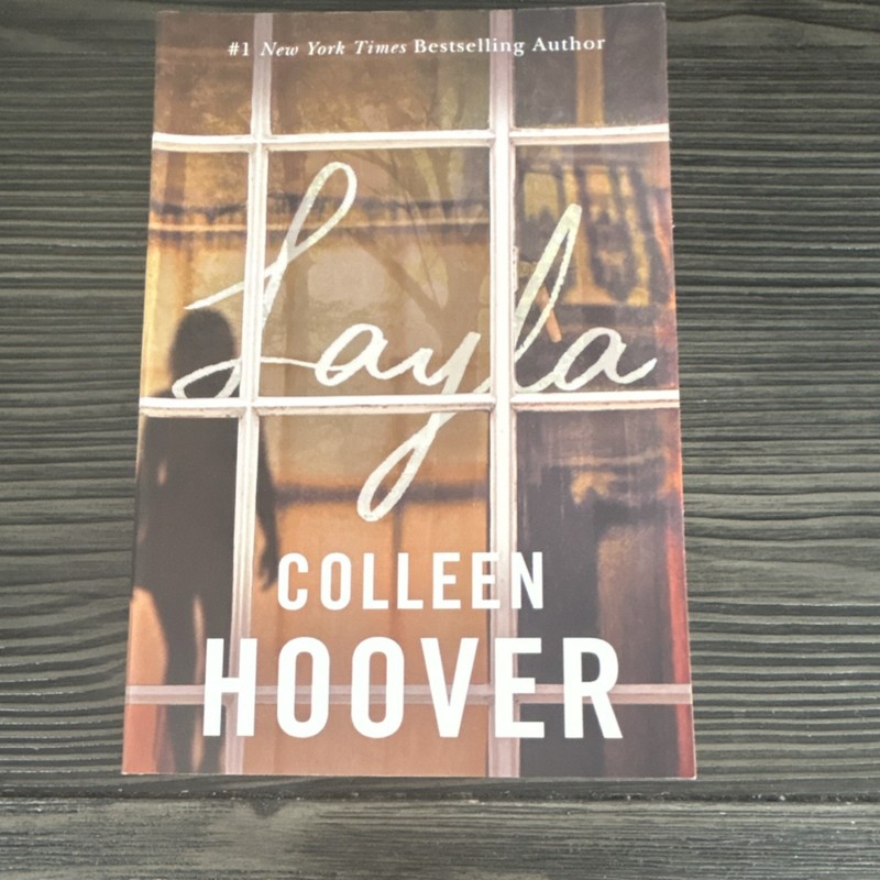 Colleen Hoover Layla Paperback Fiction Novel Montlake English Adults-Like new!!