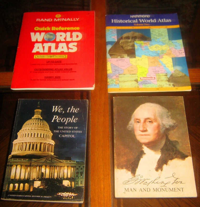 Lot of (4) Vintage- Reference Books-2 Atlases-2 Souvenier Books Wash.DC!