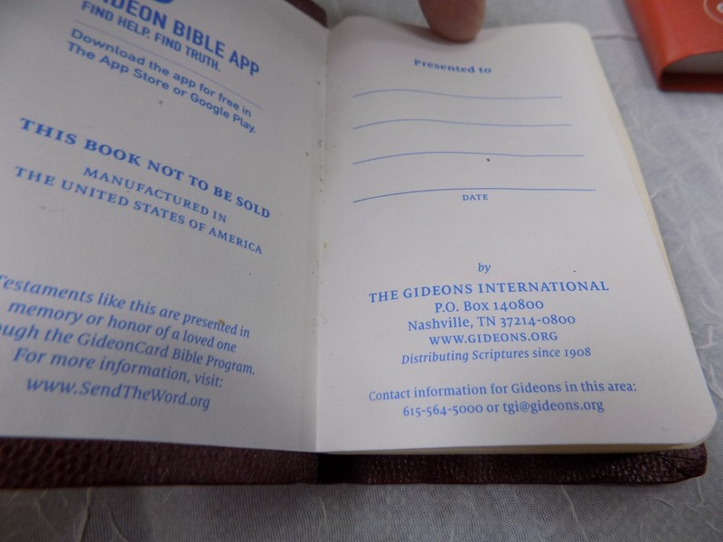 LOT 8 GIDEONS Pocket New Testament Psalms Proverbs NKJV New King James Ver BIBLE gallery