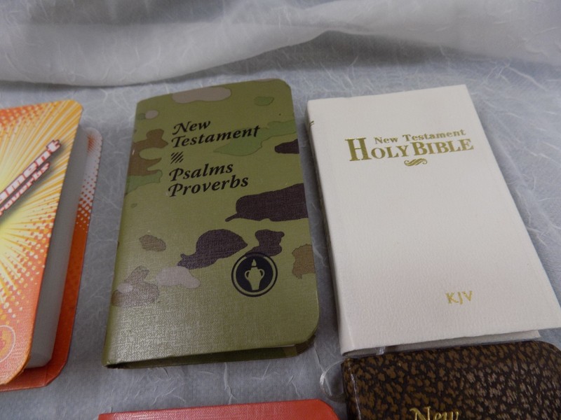 LOT 8 GIDEONS Pocket New Testament Psalms Proverbs NKJV New King James Ver BIBLE gallery